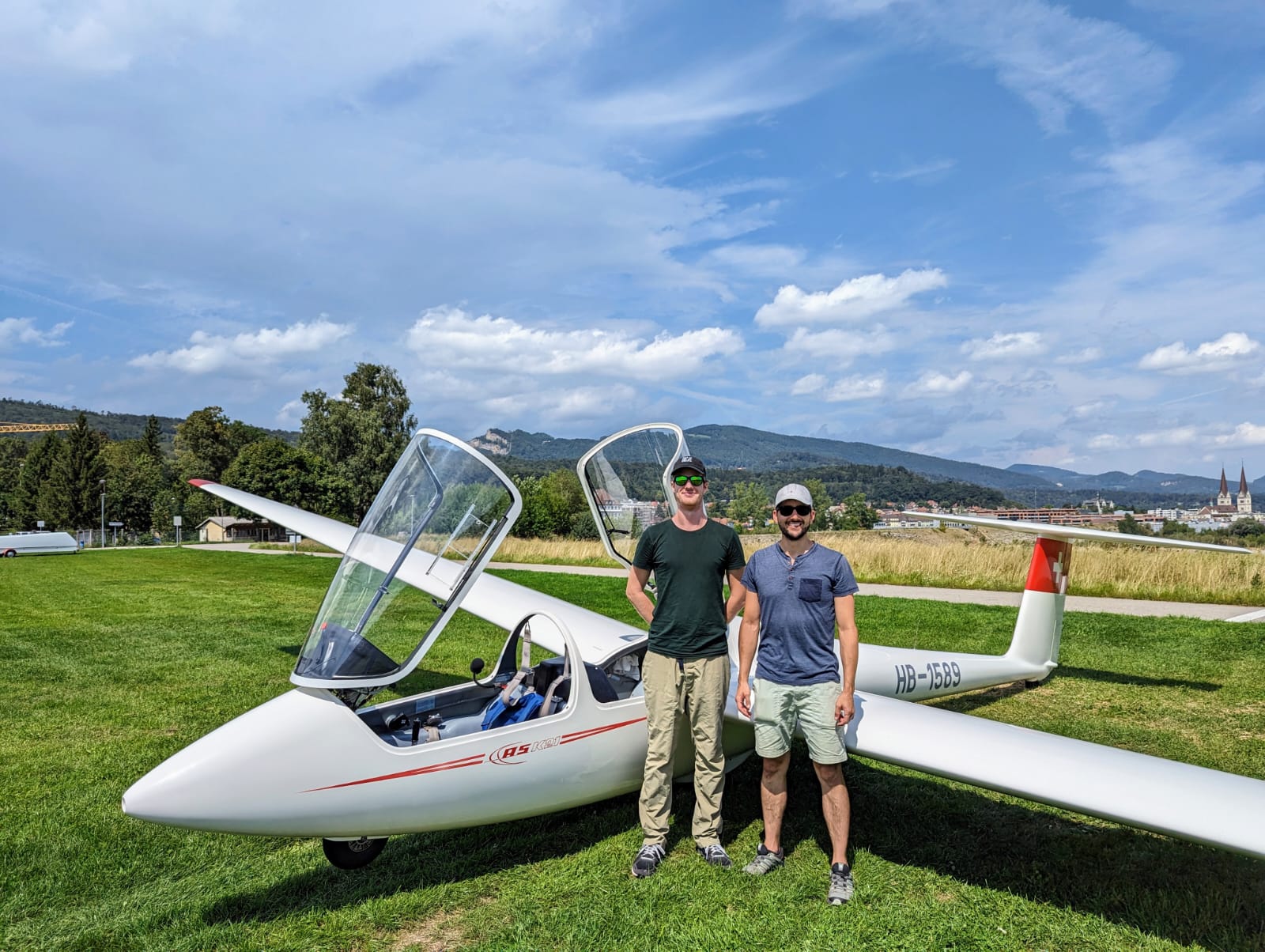 Erster Soloflug: Julian Nützi